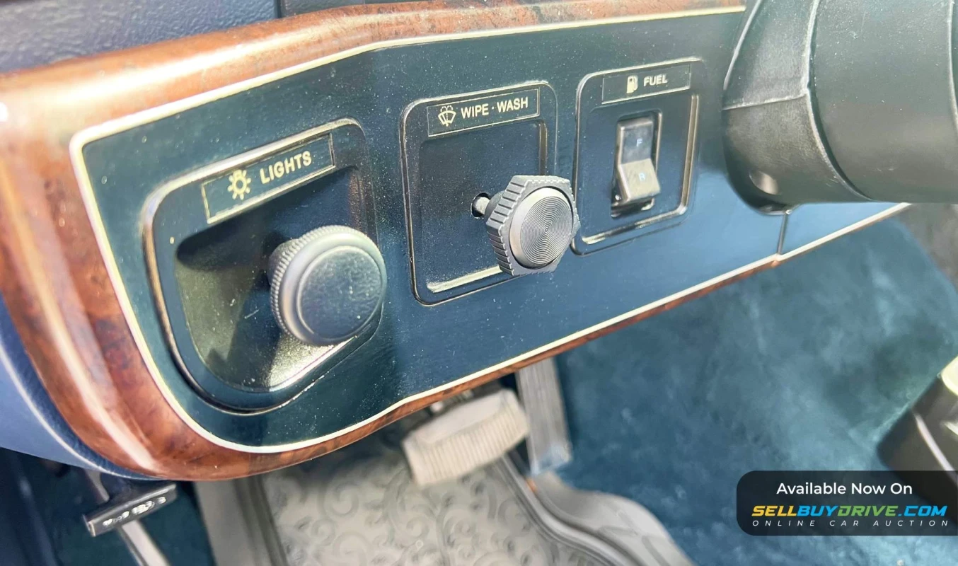 1991 Ford F-150 XLT Lariat