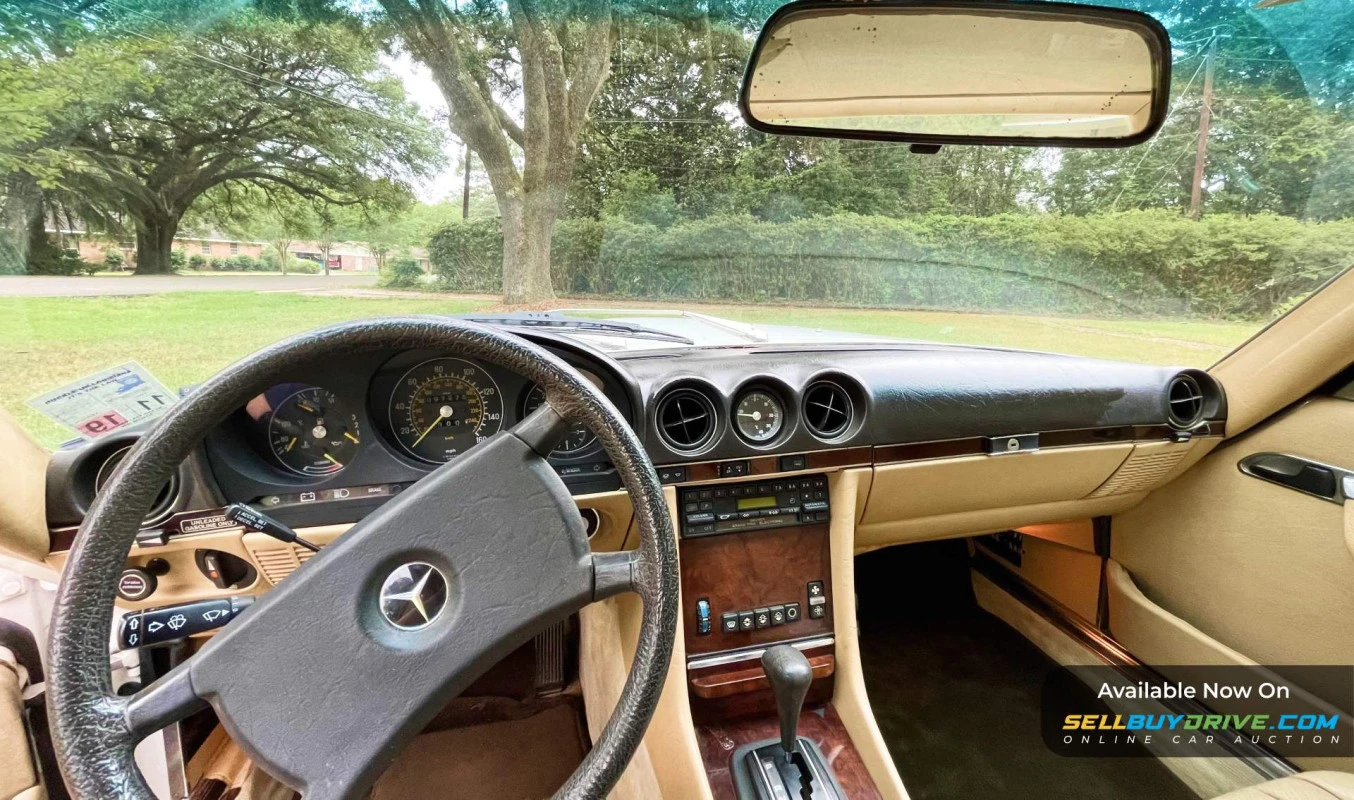 1984 Mercedes-Benz 380SL
