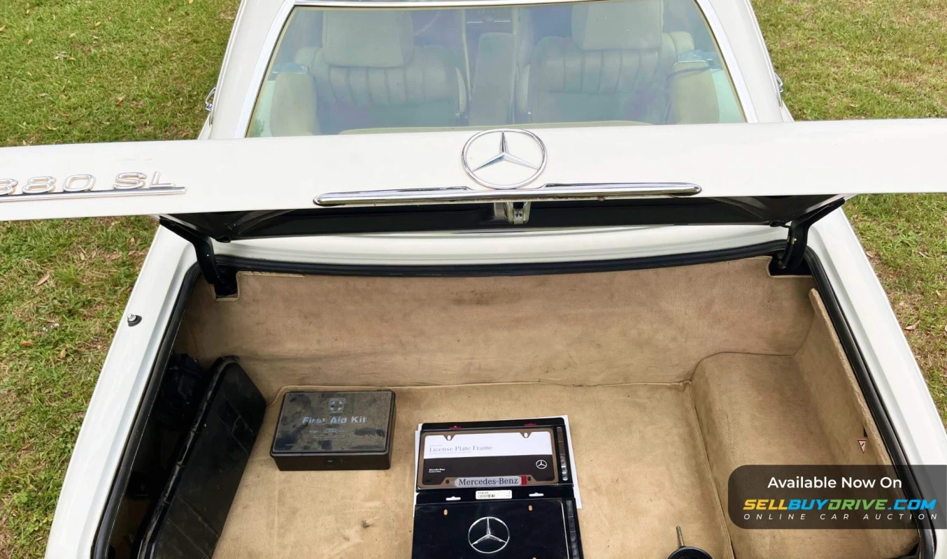1984 Mercedes-Benz 380SL
