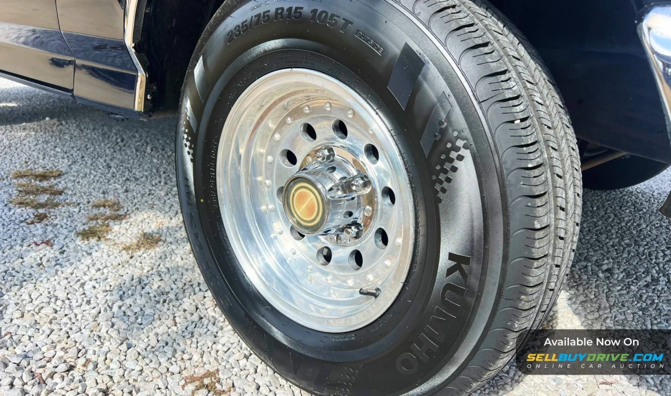 1991 Ford F-150 XLT Lariat