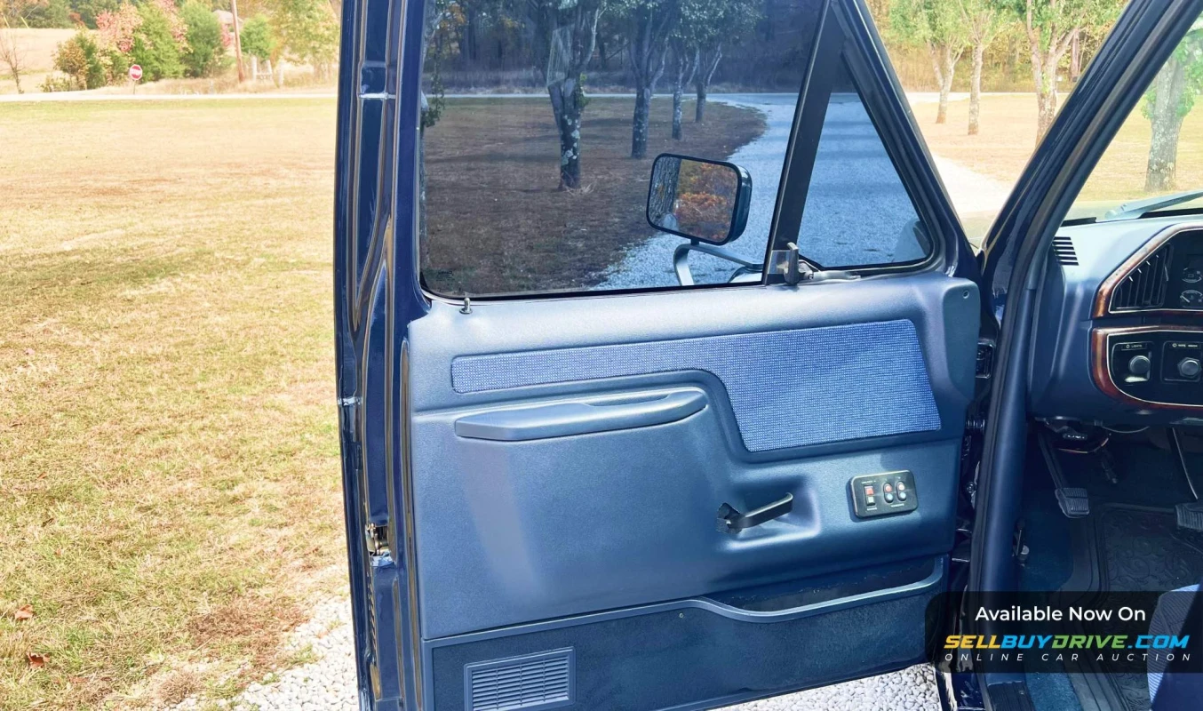 1991 Ford F-150 XLT Lariat