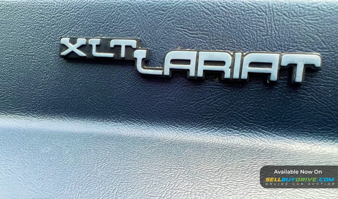 1991 Ford F-150 XLT Lariat