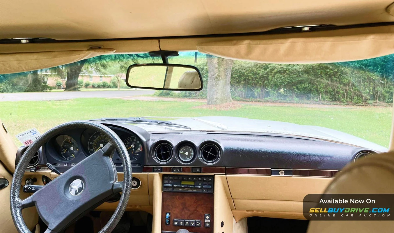 1984 Mercedes-Benz 380SL