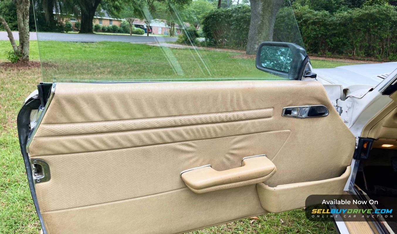 1984 Mercedes-Benz 380SL